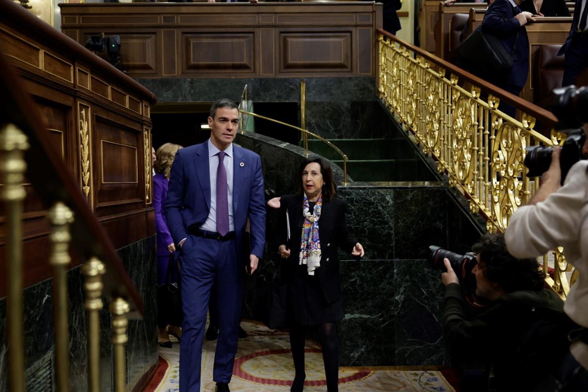 11/12/2024. Pedro Sánchez interviene en la sesión de control al Gobierno. El presidente del Gobierno, Pedro Sánchez, entra en el hemiciclo a...