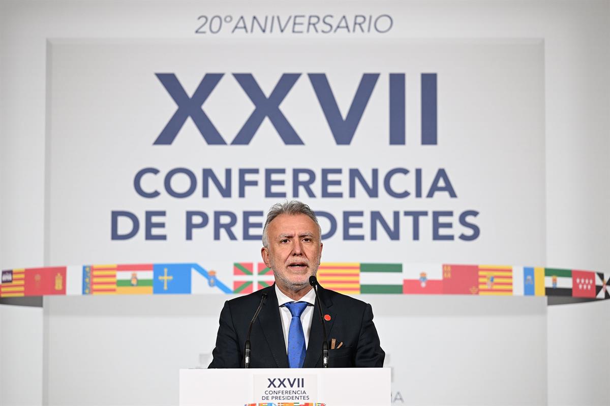 13/12/2024. Pedro Sánchez chairs the XXVII Conference of Regional Presidents. The Minister for Territorial Policy and Democratic Memory, Áng...