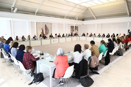 16/04/2024. Pedro Sánchez preside el pleno extraordinario del Observatorio Estatal de Violencia sobre la Mujer. El presidente del Gobierno, ...