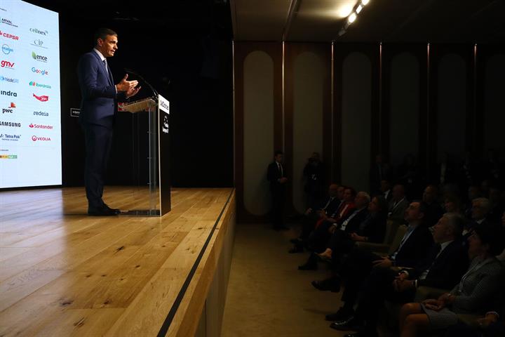 16/05/2024. Pedro Sánchez asiste a la inauguración IV edición del foro sobre Fondos Europeos de elDiario.es. El presidente del Gobierno, Ped...