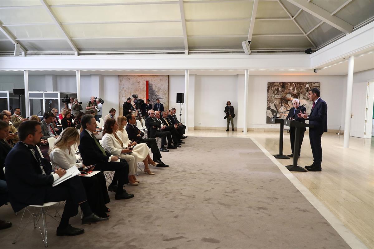 19/09/2024. Pedro Sánchez receives the President of the State of Palestine. The President of the Government of Spain, Pedro Sánchez, during ...