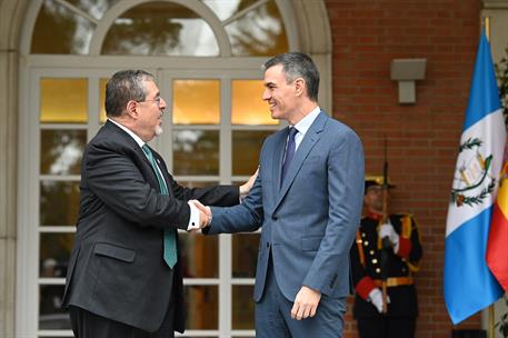 22/02/2024. Pedro Sánchez recibe al presidente de la República de Guatemala, Bernardo Arévalo. El presidente del Gobierno, Pedro Sánchez, re...