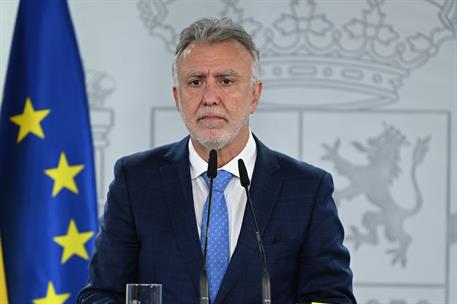 22/11/2024. Comparecencia tras la reuni&#243;n de Pedro S&#225;nchez con el presidente da Ciudad Aut&#243;noma de Melilla. El ministro de Pol&#237;tica Territor...