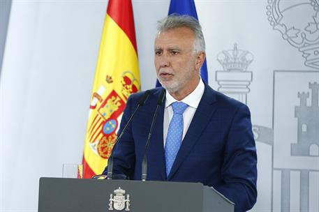 22/11/2024. Comparecencia tras la reuni&#243;n de Pedro S&#225;nchez con el presidente de la Junta de Castilla y Le&#243;n. El ministro de Pol&#237;tica Territo...