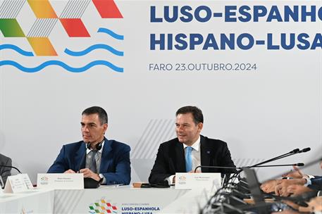 23/10/2024. Pedro Sánchez participa en la XXXV Cumbre Hispano-Portuguesa. El presidente del Gobierno, Pedro Sánchez, durante su participació...
