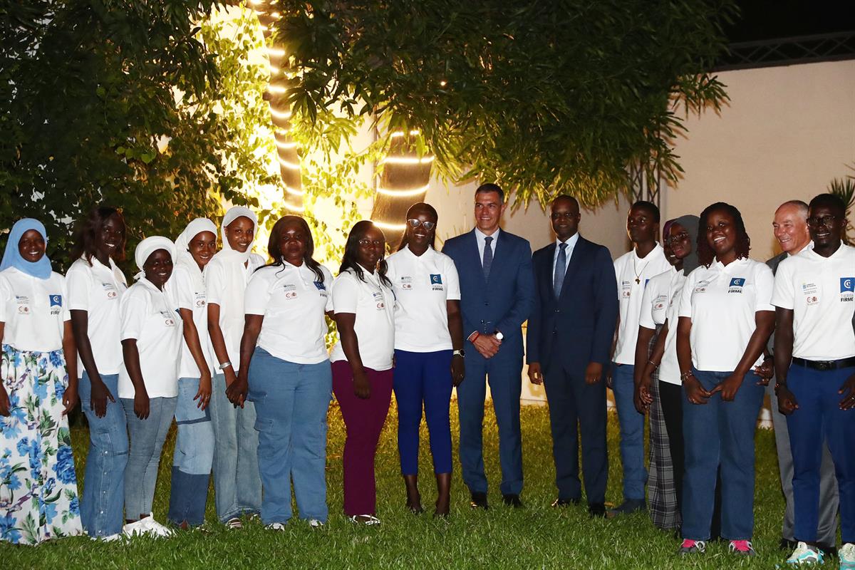 28/08/2024. Pedro Sanchez travels to Senegal. The President of the Government of Spain, Pedro Sánchez, with participants of the "Tierra Firm...