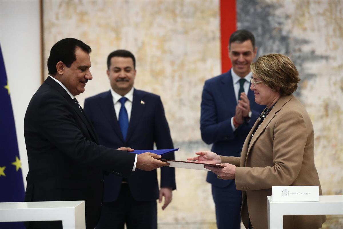 28/11/2024. Pedro Sánchez recibe al primer ministro de Irak. Acto de firma de acuerdos con los miembros del gobierno de Irak.