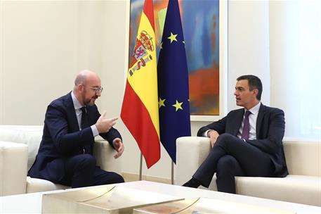30/05/2024. Pedro S&#225;nchez recibe al presidente del Consejo Europeo, Charles Michel. El presidente del Gobierno, Pedro S&#225;nchez, conversa con ...