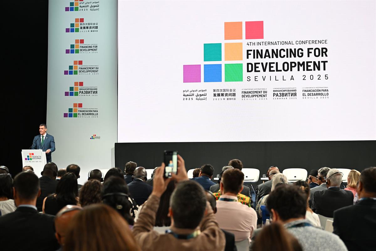 1/07/2025. Pedro Sánchez interviene en el evento sobre solidaridad global de la Conferencia de Sevilla. El presidente del Gobierno, Pedro Sá...