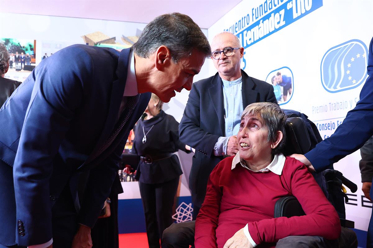 1/12/2025. Pedro Sánchez attends the Anastasio de Gracia Awards ceremony. The President of the Government of Spain, Pedro Sánchez, talks wit...