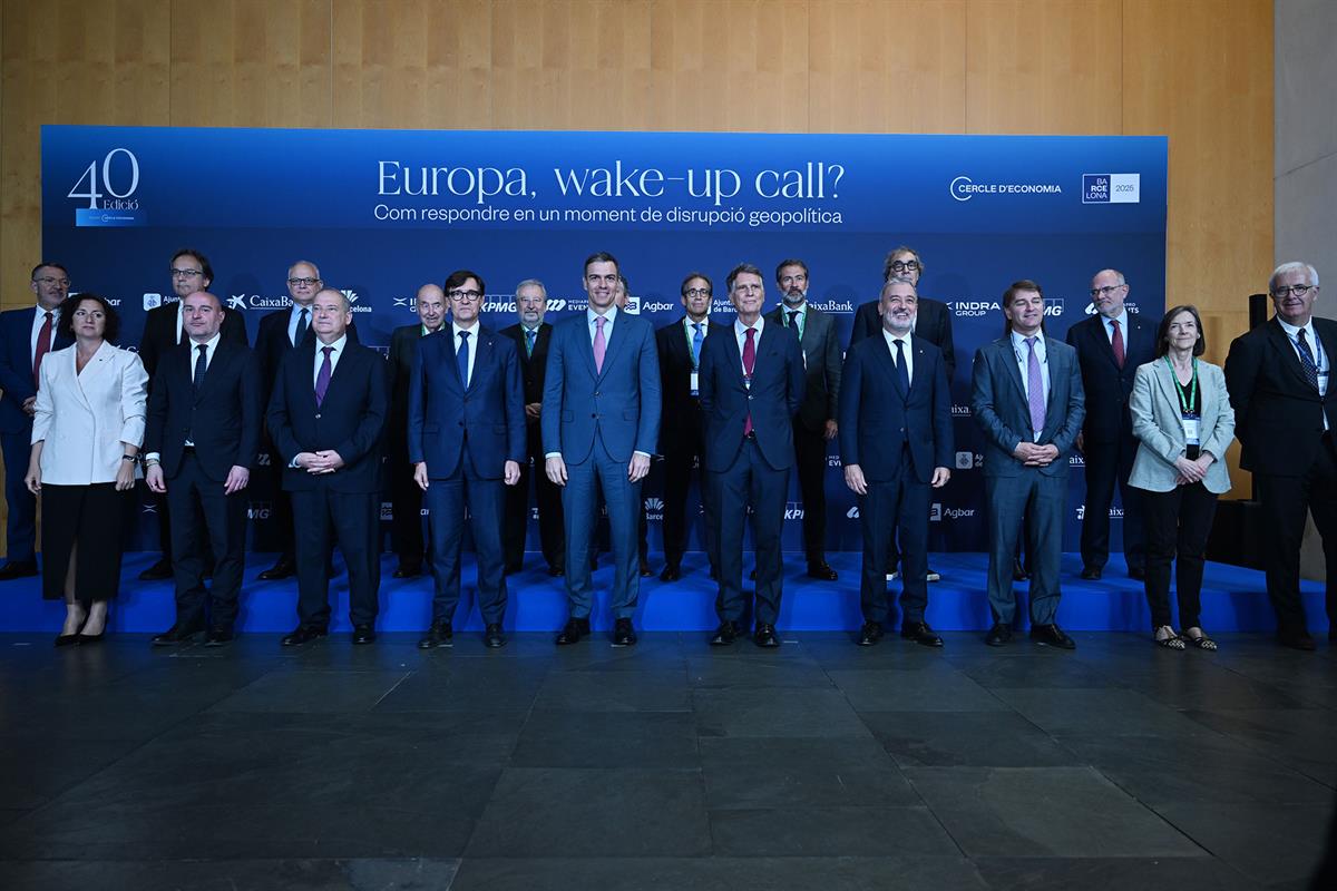 Foto de familia de la 40ª Reunión Anual del Cercle d'Economia.