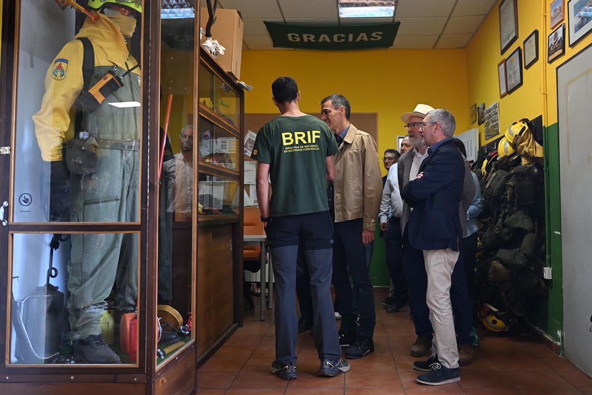 5/09/2025. Pedro Sánchez visita la base de la BRIF de Tabuyo del Monte (León). El presidente del Gobierno, Pedro Sánchez, durante la visita ...