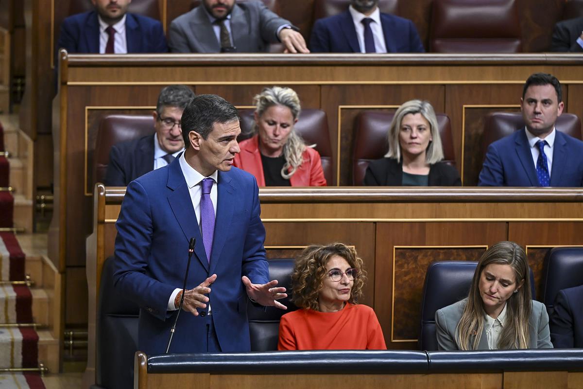 7/05/2025. Pedro Sánchez interviene en la sesión de control en el Congreso. El presidente del Gobierno, Pedro Sánchez, durante su intervenci... 7/05/2025. Pedro Sánchez interviene en la sesión de control en el Congreso. El presidente del Gobierno, Pedro Sánchez, durante su intervenci...