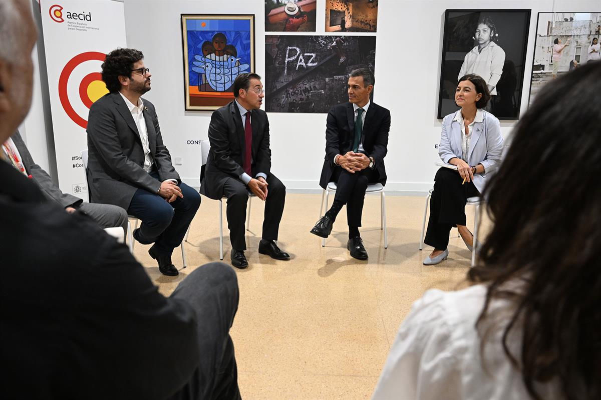 8/09/2025. Pedro Sánchez inaugura un acto con motivo del Día de las personas cooperantes. El presidente del Gobierno, Pedro Sánchez, durante...