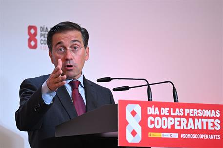 8/09/2025. Pedro Sánchez inaugura un acto con motivo del Día de las personas cooperantes. El ministro de Asuntos Exteriores, Unión Europea y...