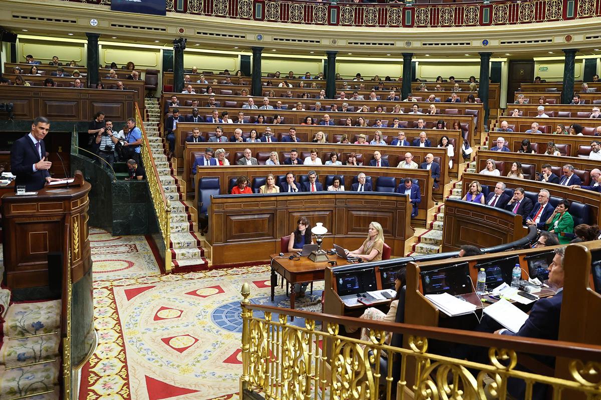 El presidente del Gobierno, durante su comparecencia en la sesión extraordinaria del Pleno del Congreso de los Diputados