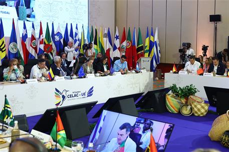 9/11/2025. Pedro Sánchez, en la cumbre UE-CELAC: "Europa y América Latina deben ser un faro de estabilidad, prosperidad y apertura". El jefe...