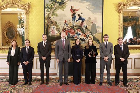 El presidente del Gobierno, junto a los reyes en la reunión del Patronato del Instituto Cervantes