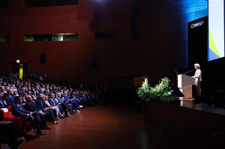 10/07/2025. Pedro Sánchez participa en la Conferencia para la Reconstrucción de Ucrania. La presidenta de la Comisión Europea, Ursula von de...