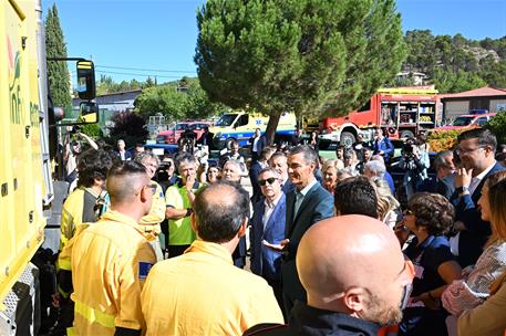11/09/2025. Pedro Sánchez presenta el Plan de Formación ante Emergencias para centros escolares. El presidente del Gobierno, Pedro Sánchez, ...