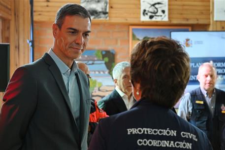 11/09/2025. Pedro Sánchez presenta el Plan de Formación ante Emergencias para centros escolares. El presidente del Gobierno, Pedro Sánchez, ...