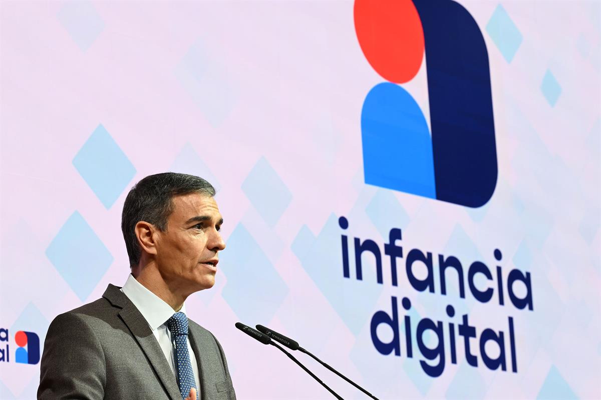 11/11/2025. Pedro Sánchez closes the presentation of the 'Digital Childhood 2025' study. The president of the Government of Spain, Pedro Sán...