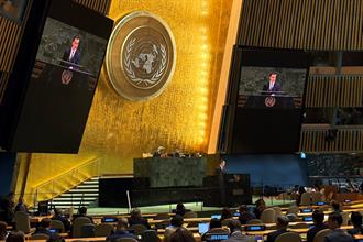 El Representante Permanente de España ante Naciones Unidas, Héctor Gómez, durante la presentación de la resolución