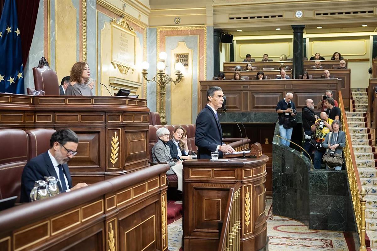 12/11/2025. Comparecencia de Pedro Sánchez en el Congreso de los Diputados. El presidente del Gobierno, Pedro Sánchez, comparece desde el at...