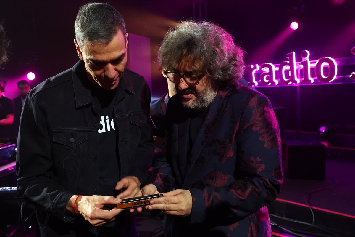 13/11/2025. Pedro Sánchez visits Radio 3