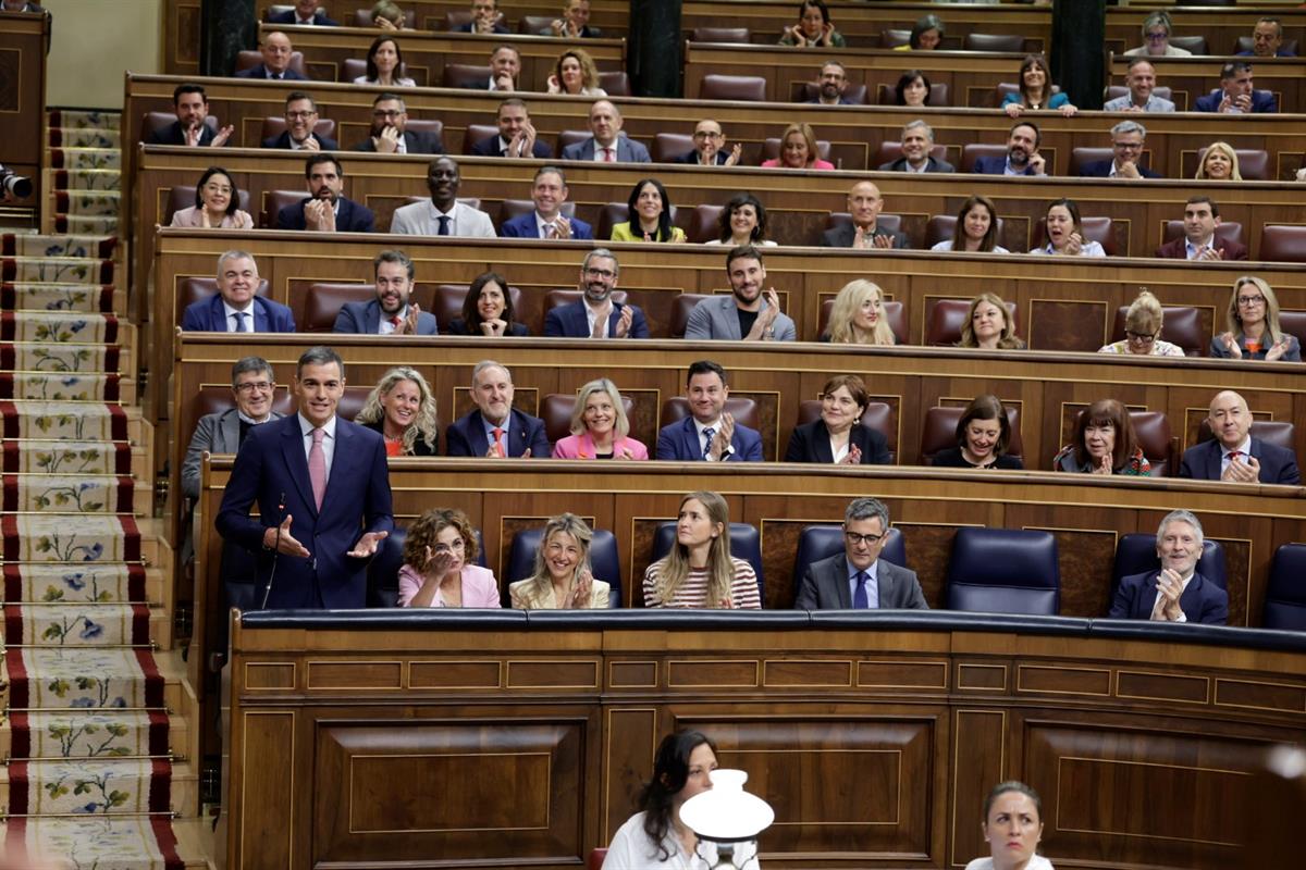 14/05/2025. Pedro Sánchez asiste a la sesión de control al Gobierno. El presidente del Gobierno, Pedro Sánchez, junto a las vicepresidentas ...
