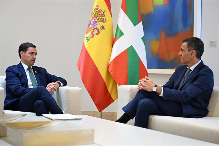 El presidente del Gobierno con el lehendakari vasco