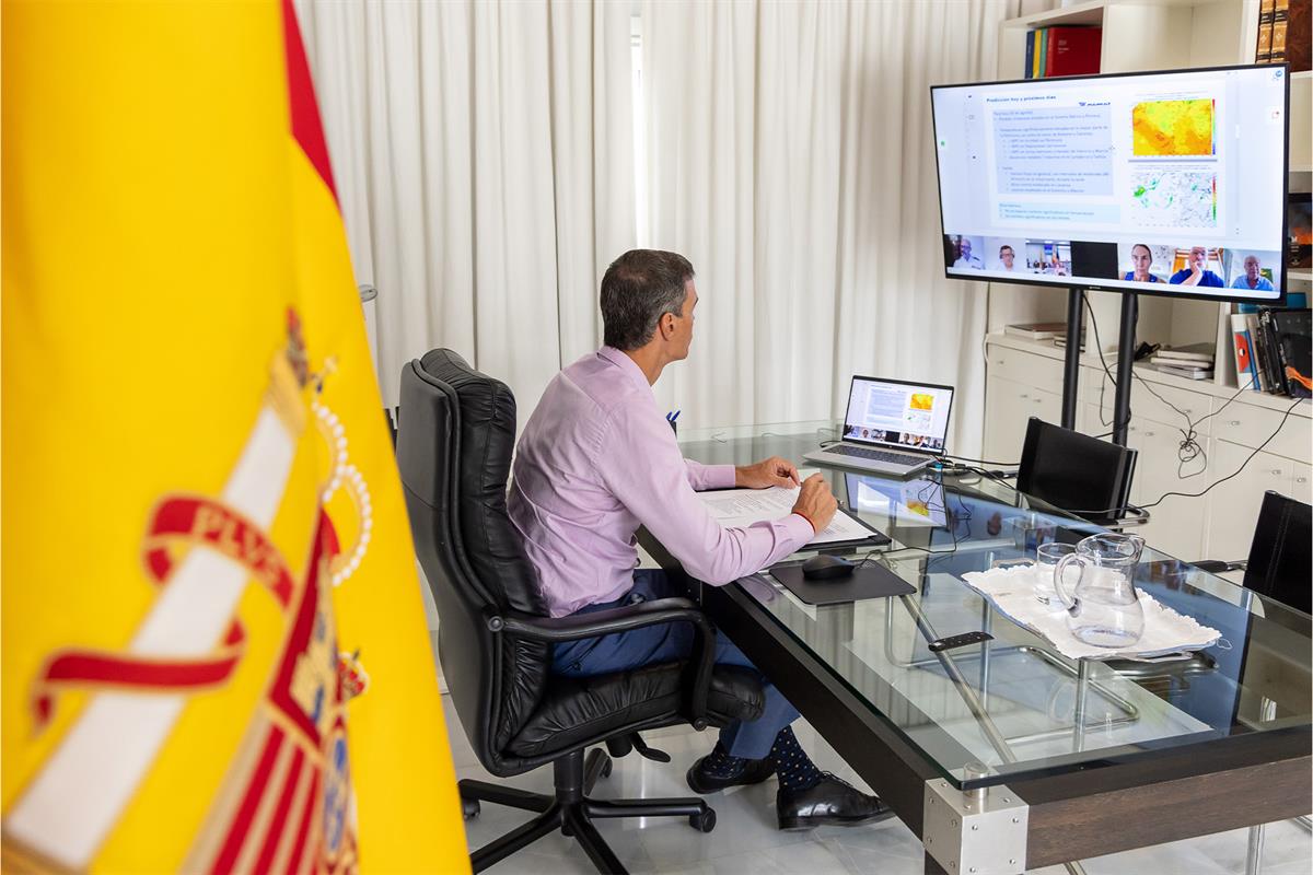 16/08/2025. Pedro Sánchez chairs the meeting of the State Committee for Coordination and Management of the State Emergency Plan. Pedro Sánch...