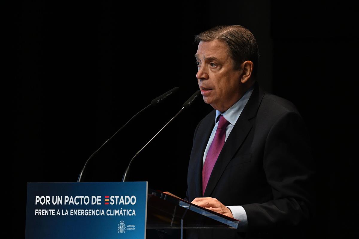 El ministro Planas interviene en el acto 