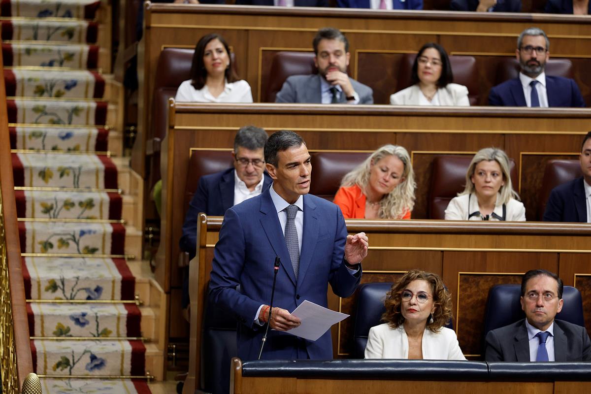 18/06/2025. Pedro Sánchez asiste a la sesión de control al Gobierno. El presidente del Gobierno, Pedro Sánchez, responde a las preguntas de ...
