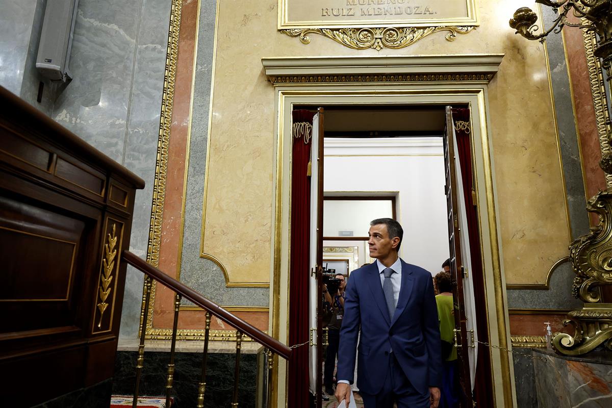 18/06/2025. Pedro Sánchez asiste a la sesión de control al Gobierno. El presidente del Gobierno, Pedro Sánchez, en los momentos previos a la...
