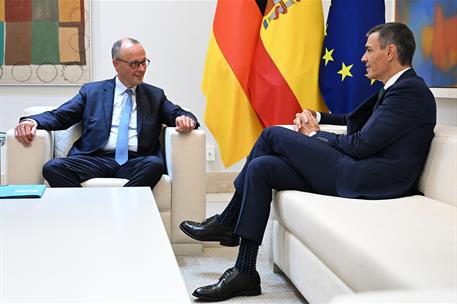 18/09/2025. Pedro Sánchez se reúne con el canciller alemán Friedrich Merz. El presidente del Gobierno, Pedro Sánchez, y el canciller alemán,...