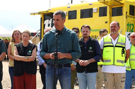 19/08/2025. Pedro Sánchez visita el Puesto de Mando Avanzado de Jarilla (Cáceres). El presidente del Gobierno, Pedro Sánchez, durante la com...