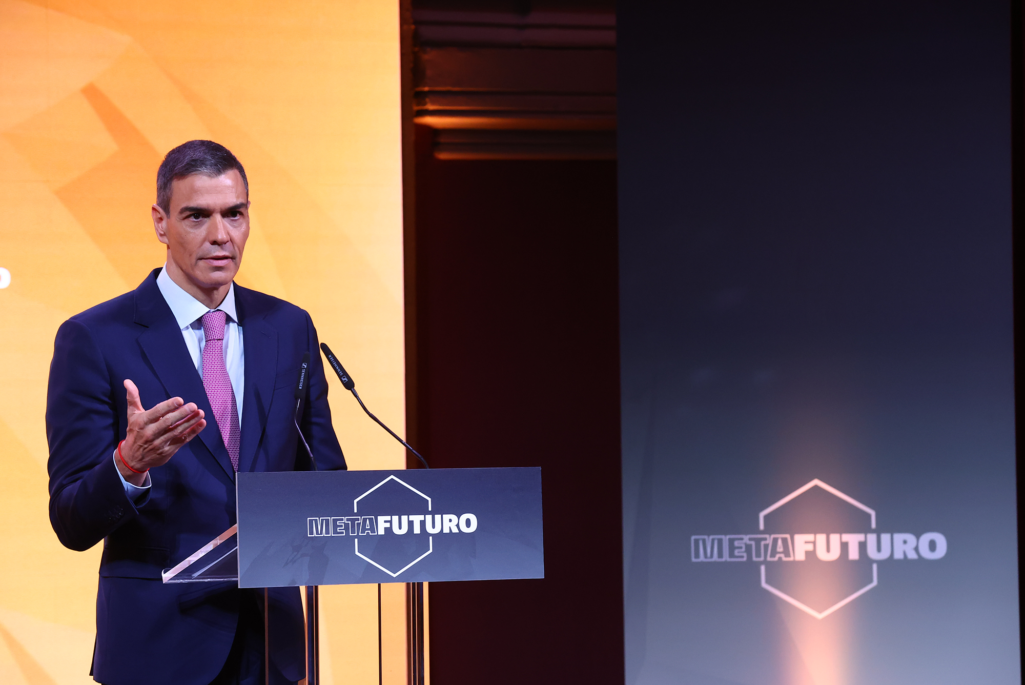 19/11/2025. Pedro Sánchez participa en la IV edición del foro 'Metafuturo'. El presidente del Gobierno, Pedro Sánchez, durante su intervenci...