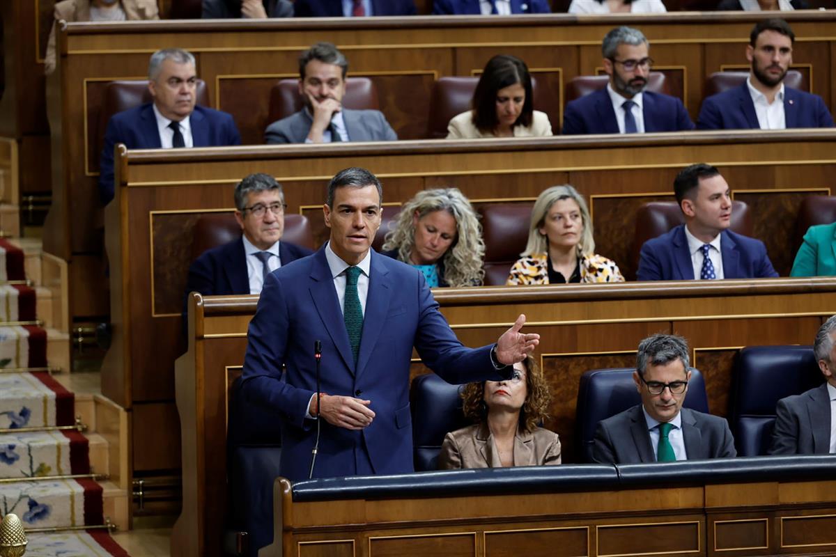 21/05/2025. Pedro Sánchez attends the Government Control Session. The President of the Government of Spain, Pedro Sánchez, along with member...