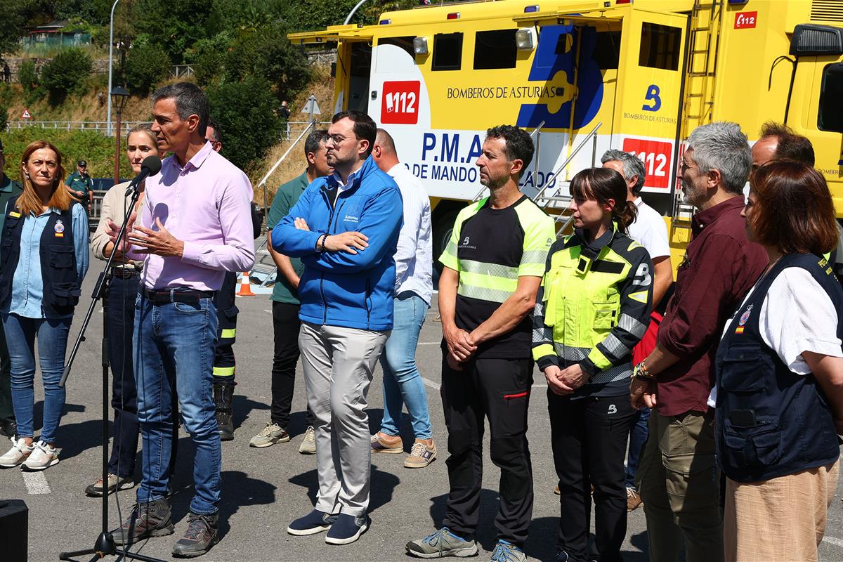 22/08/2025. El presidente del Gobierno viaja a la zona afectada por los incendios. El presidente del Gobierno, Pedro Sánchez, durante su com...