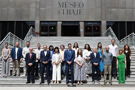 23/06/2025. Acto conmemorativo del vig&#233;simo aniversario de la legalizaci&#243;n del matrimonio igualitario. Fotograf&#237;a de familia del acto por el...