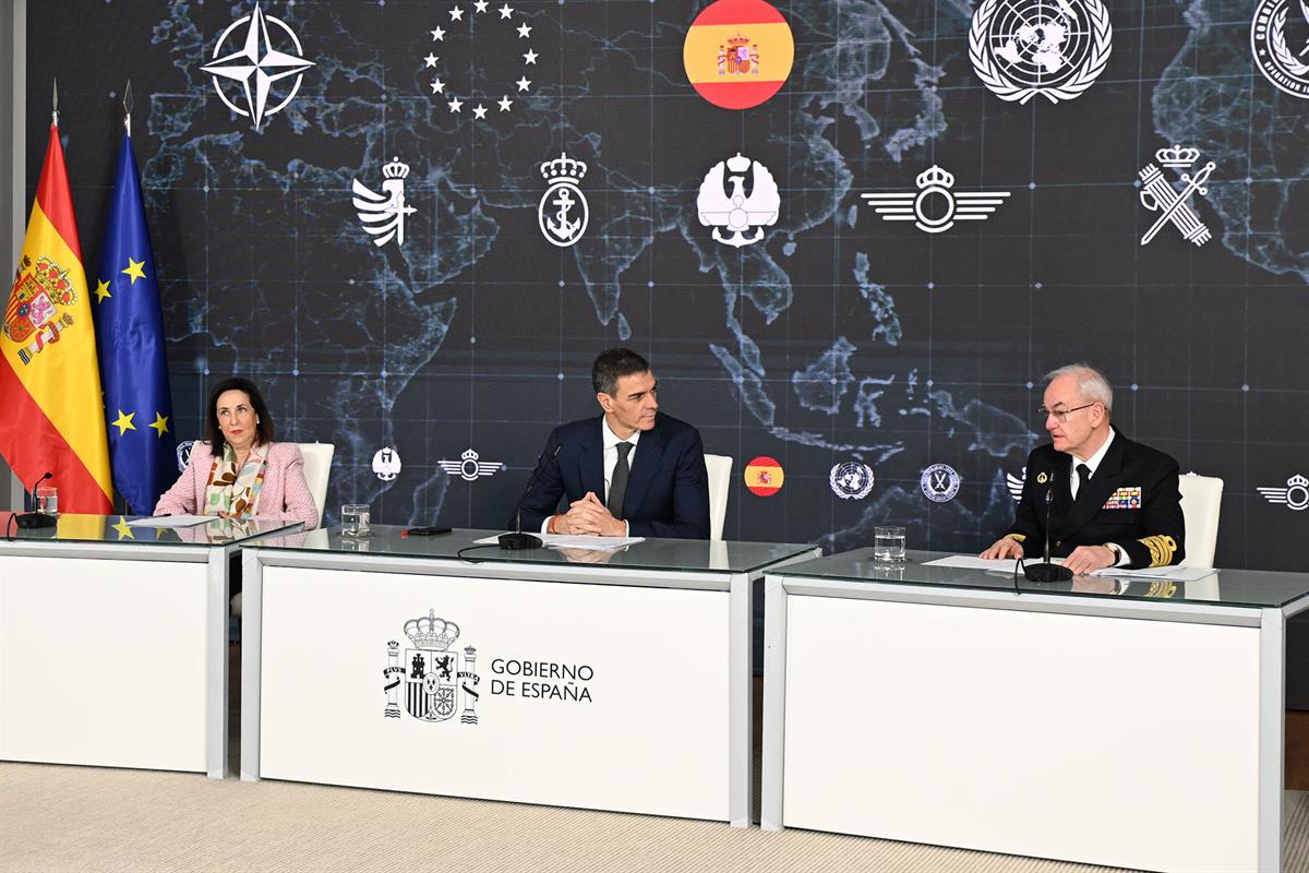 24/12/2025. Pedro Sánchez holds a video conference with Spanish troops abroad. The President of the Government of Spain, Pedro Sánchez, alon...