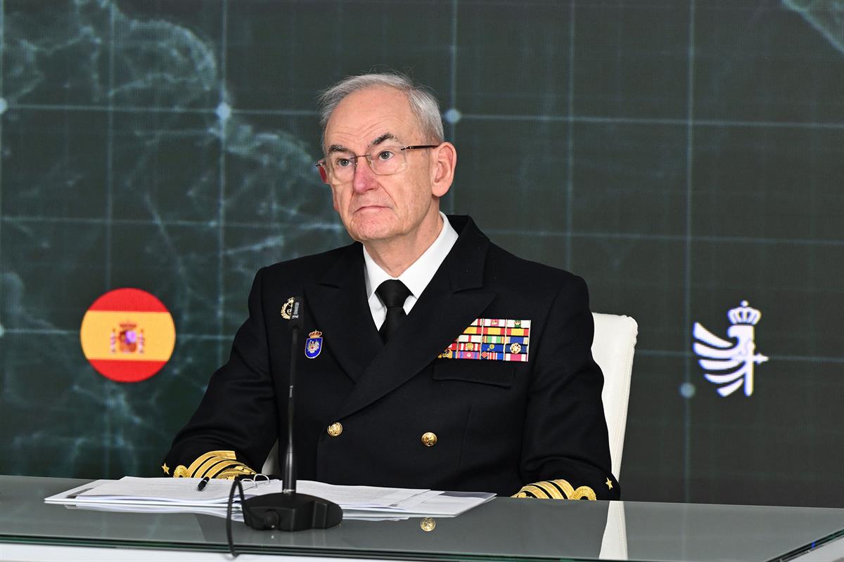 24/12/2025. Pedro Sánchez holds a video conference with Spanish troops abroad. The Chief of the Defence Staff, Teodoro Esteban, during the v...