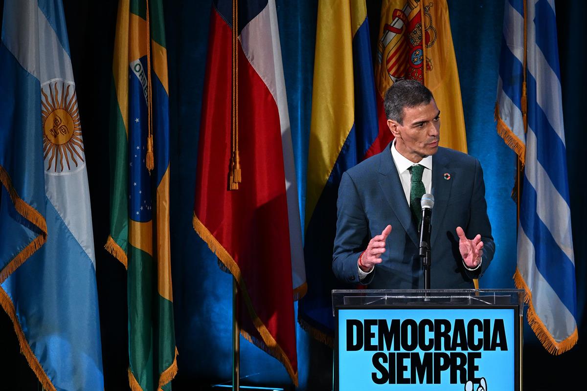 25/09/2025. Pedro Sánchez interviene en el acto homenaje al expresidente de la República del Uruguay José Mujica. El jefe del Ejecutivo, dur...