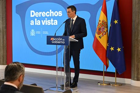 26/05/2025. Consejo General de Colegios de Ópticos-Optometristas. El presidente del Gobierno, Pedro Sánchez, durante su intervención tras vi...