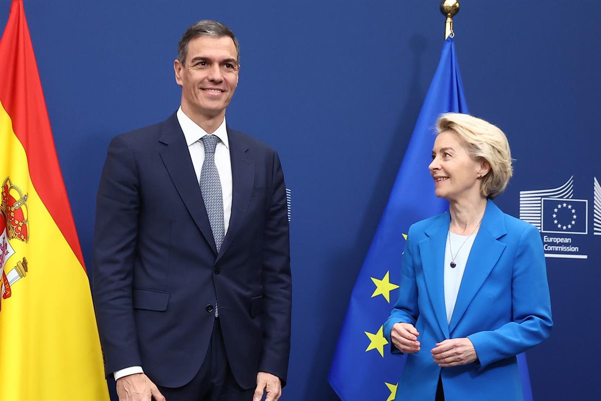 28/05/2025. El presidente del Gobierno se reúne con Ursula Von der Leyen. El presidente del Gobierno, Pedro Sánchez, con la presidenta de la...