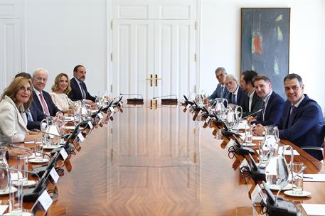 29/05/2025. Encuentro de Pedro Sánchez con representantes del Consejo Empresarial Alianza por Iberoamérica. El presidente del Gobierno, Pedr...