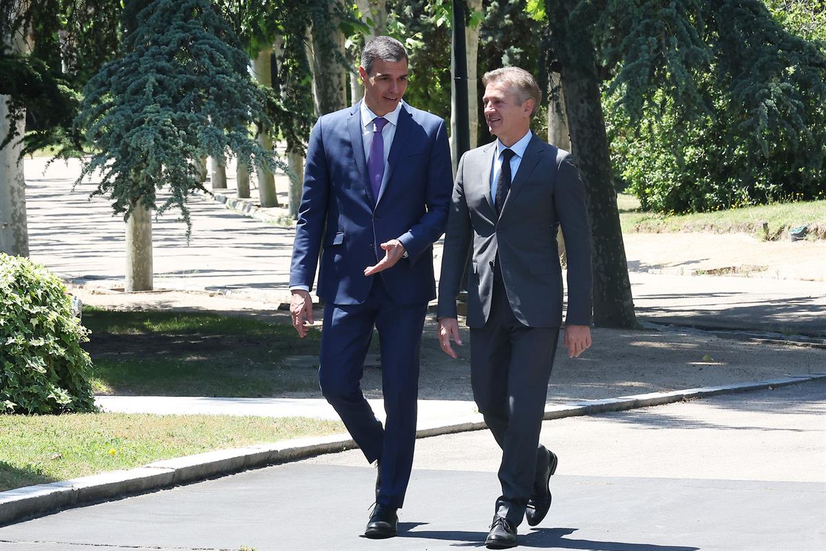 29/05/2025. Pedro Sánchez recibe al primer ministro de Eslovenia. El presidente del Gobierno, Pedro Sánchez, y el primer ministro de Esloven...