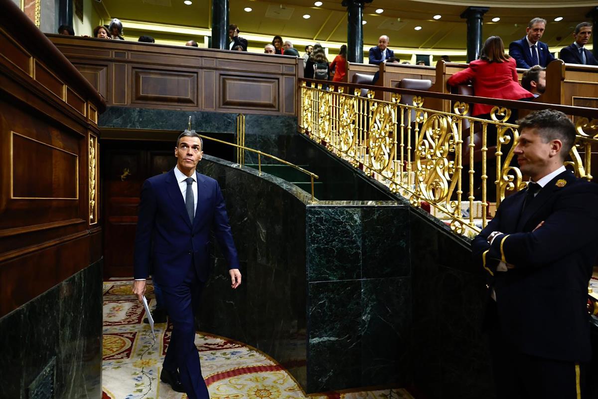 29/10/2025. Pedro Sánchez asiste a la sesión de control al Gobierno. El presidente del Gobierno, Pedro Sánchez, llega al hemiciclo.