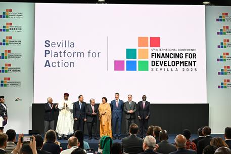 30/06/2025. Pedro Sánchez interviene en el evento especial "Implementando la Plataforma de Sevilla para la Acción". El presidente del Gobier...
